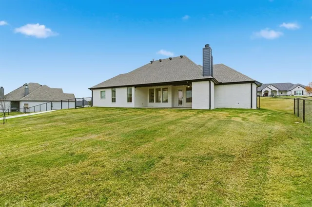 $585,000 | 120 Southern Court, Springtown, TX 76082