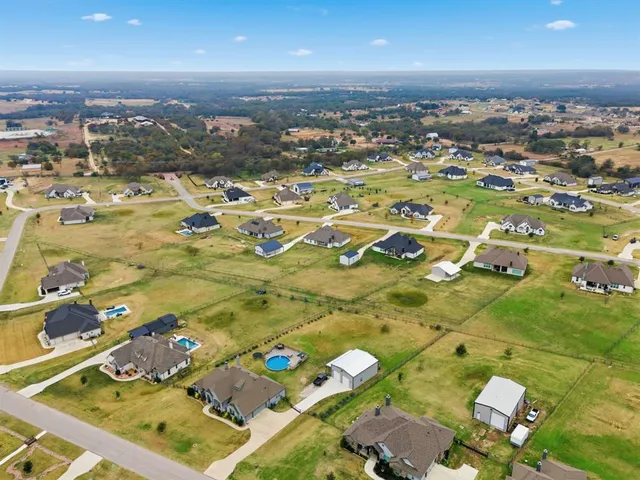 $585,000 | 120 Southern Court, Springtown, TX 76082