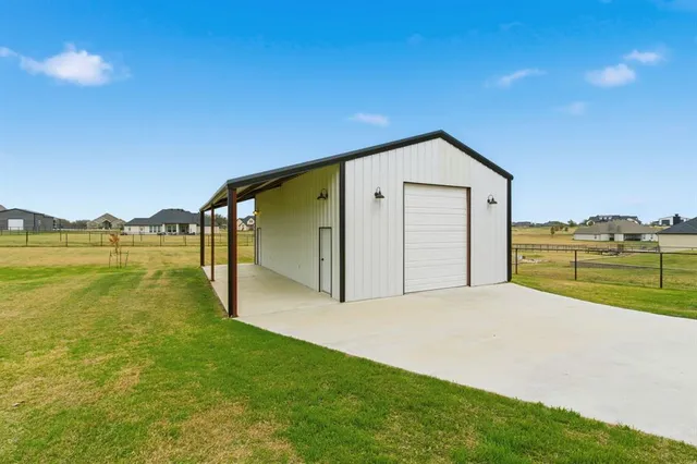 $585,000 | 120 Southern Court, Springtown, TX 76082