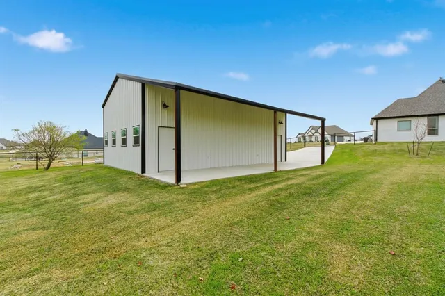 $585,000 | 120 Southern Court, Springtown, TX 76082
