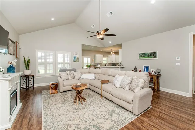 $269,000 | 19321 Deerfield Loop, Loranger, LA 70446