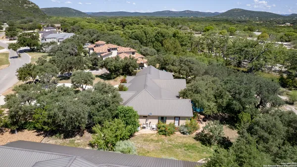 $1,600,000 | 216 Skipping Stone Lane, Concan, TX 78838