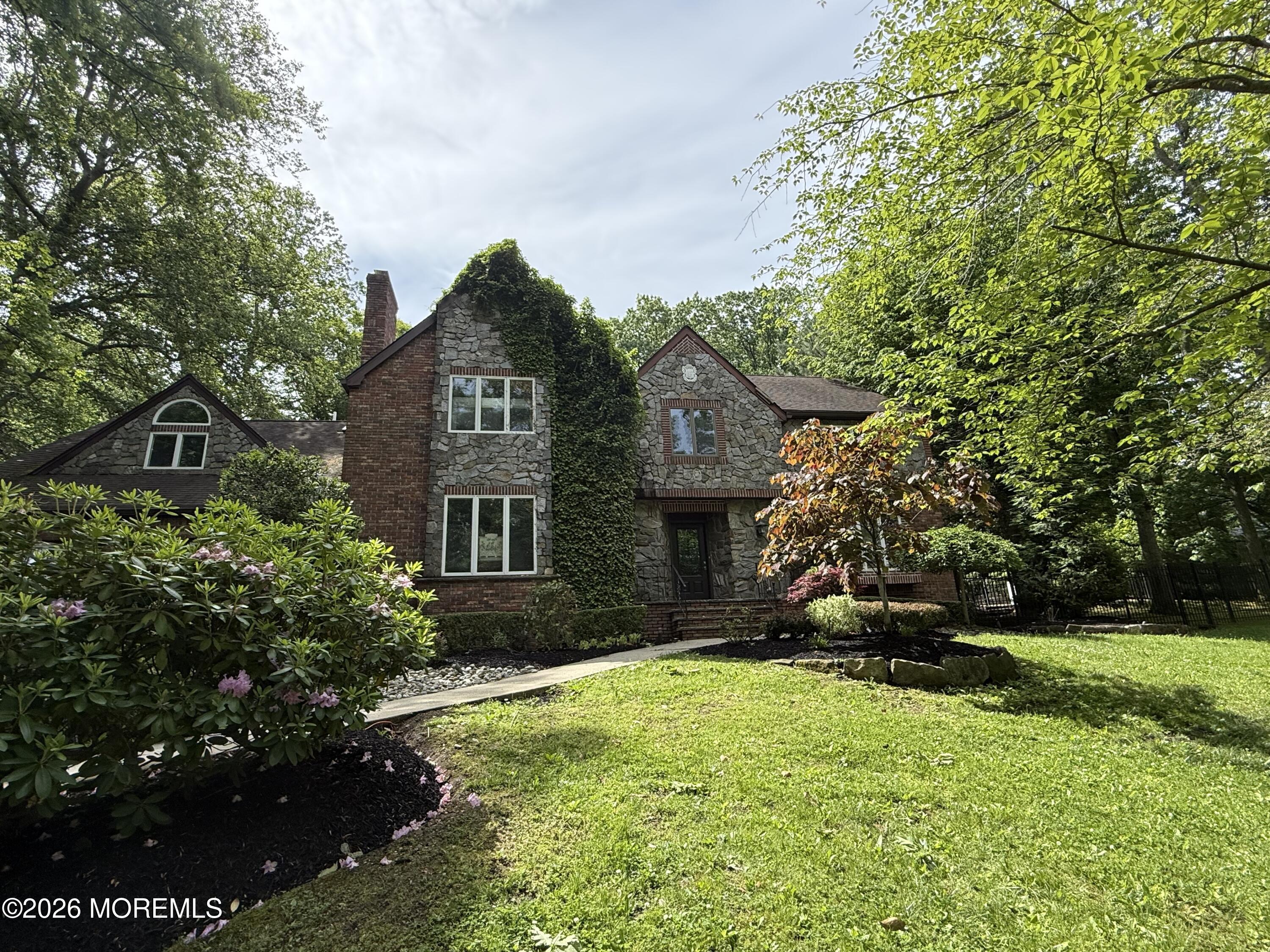 827 Holmdel Road Holmdel, NJ 07733 - Photo 1 of 13 IMG_5797 3