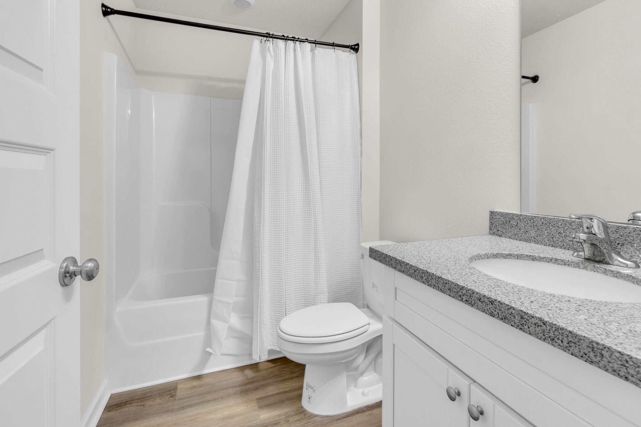 3021 Jane Lane Crestview, FL 32539 - Photo 11 of 36 aj2512231-1010