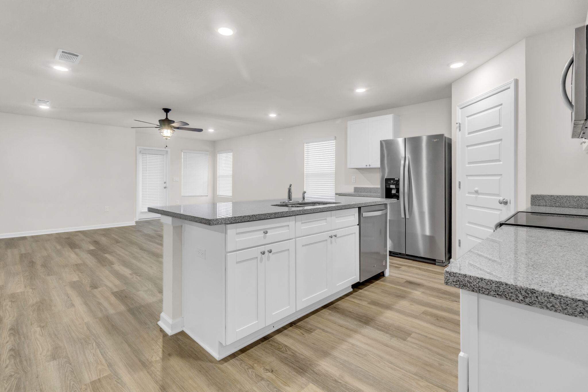 3021 Jane Lane Crestview, FL 32539 - Photo 16 of 36 aj2512231-1015