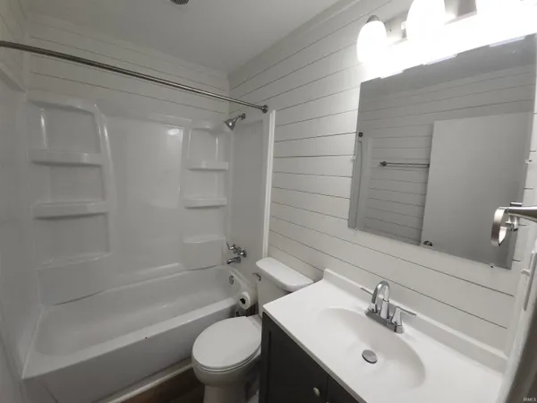$1,150 | 38042 Dow Court, Peru, IN 46970