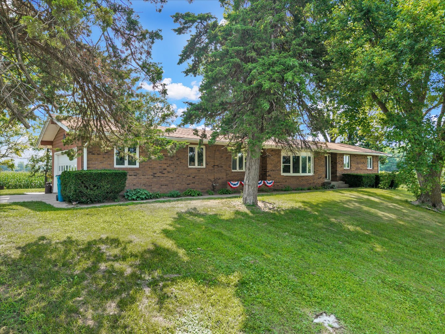 7627 New Liberty Road Walcott, IA 52773 - Photo 2 of 44