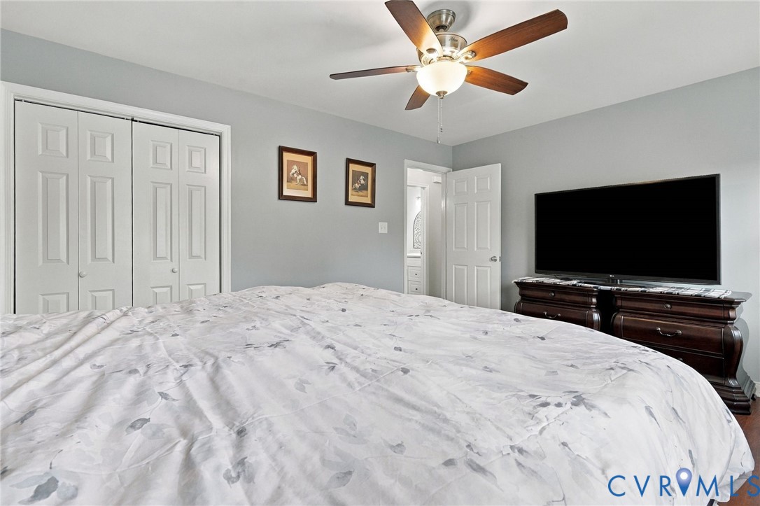 194 Poplar Road Aylett, VA 23009 - Photo 18 of 48 Dual bi-fold panel doors, ceiling fan with integra