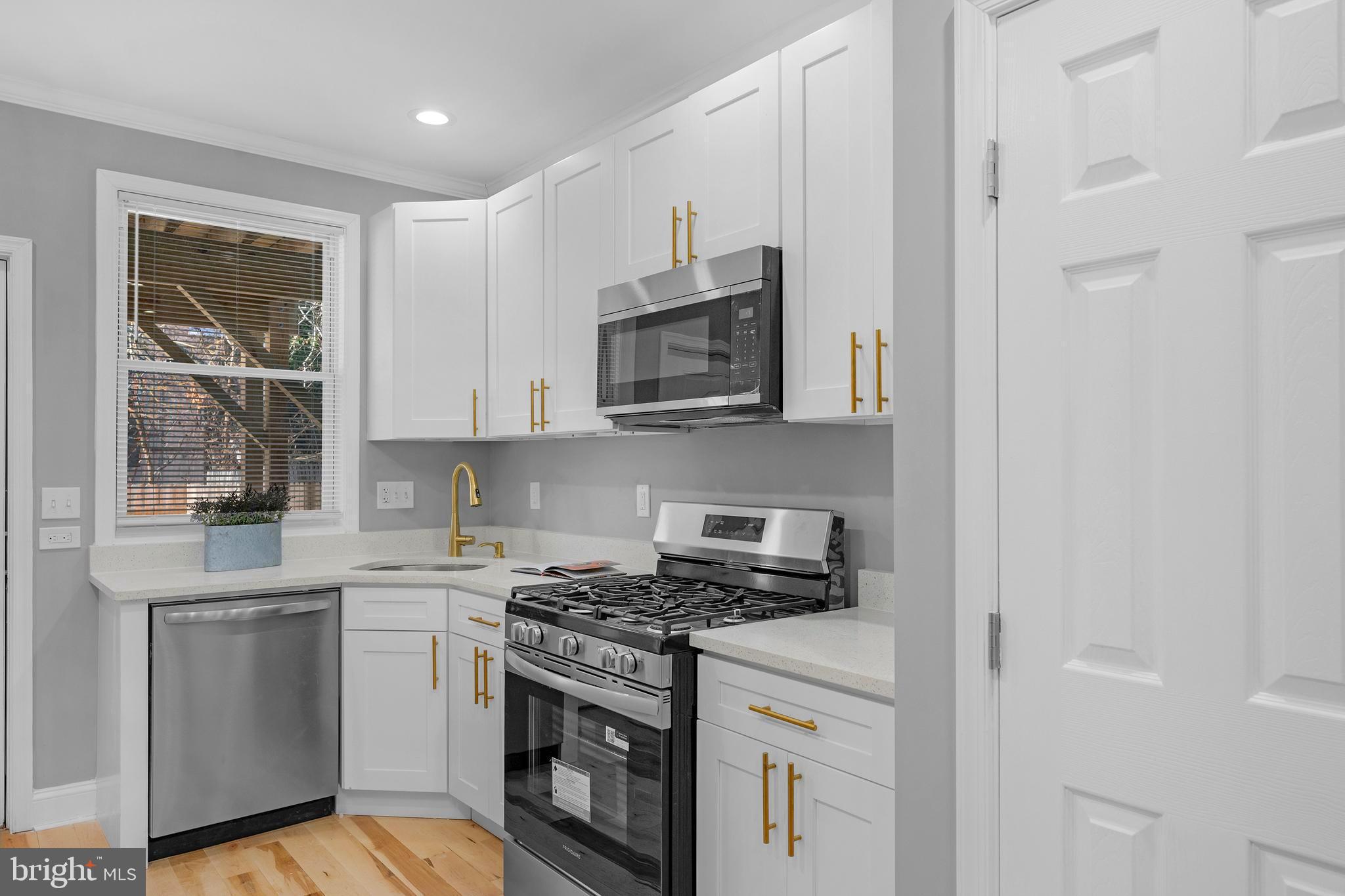 1518 North Wolfe Street Baltimore, MD 21213 - Photo 11 of 41