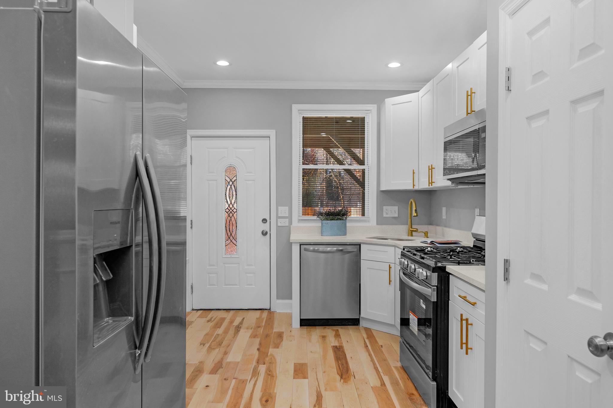 1518 North Wolfe Street Baltimore, MD 21213 - Photo 10 of 41