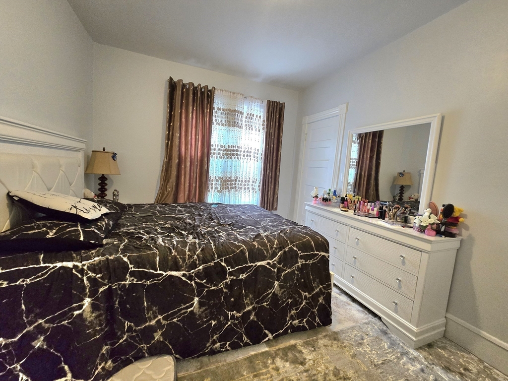 9 Pelham Street Worcester, MA 01609 - Photo 21 of 38 Gallery Image 21