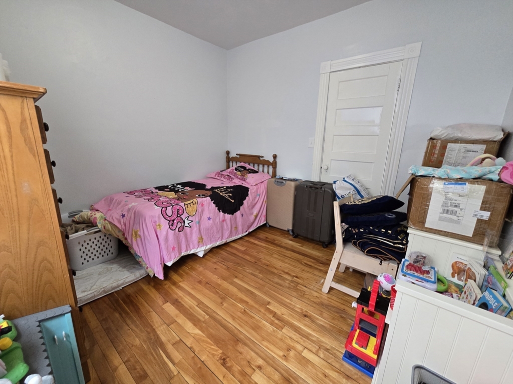 9 Pelham Street Worcester, MA 01609 - Photo 26 of 38 Gallery Image 26