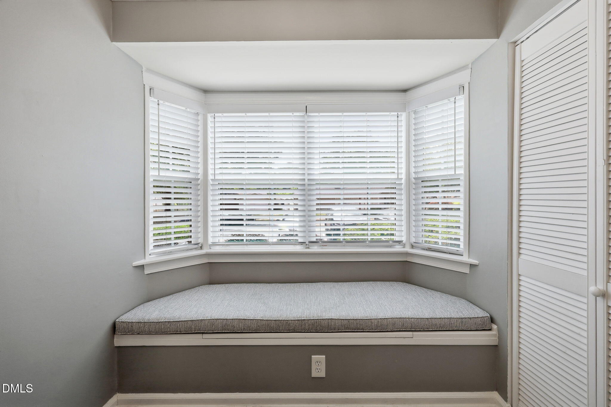 7605 Falcon Rest Circle Raleigh, NC 27615 - Photo 8 of 46