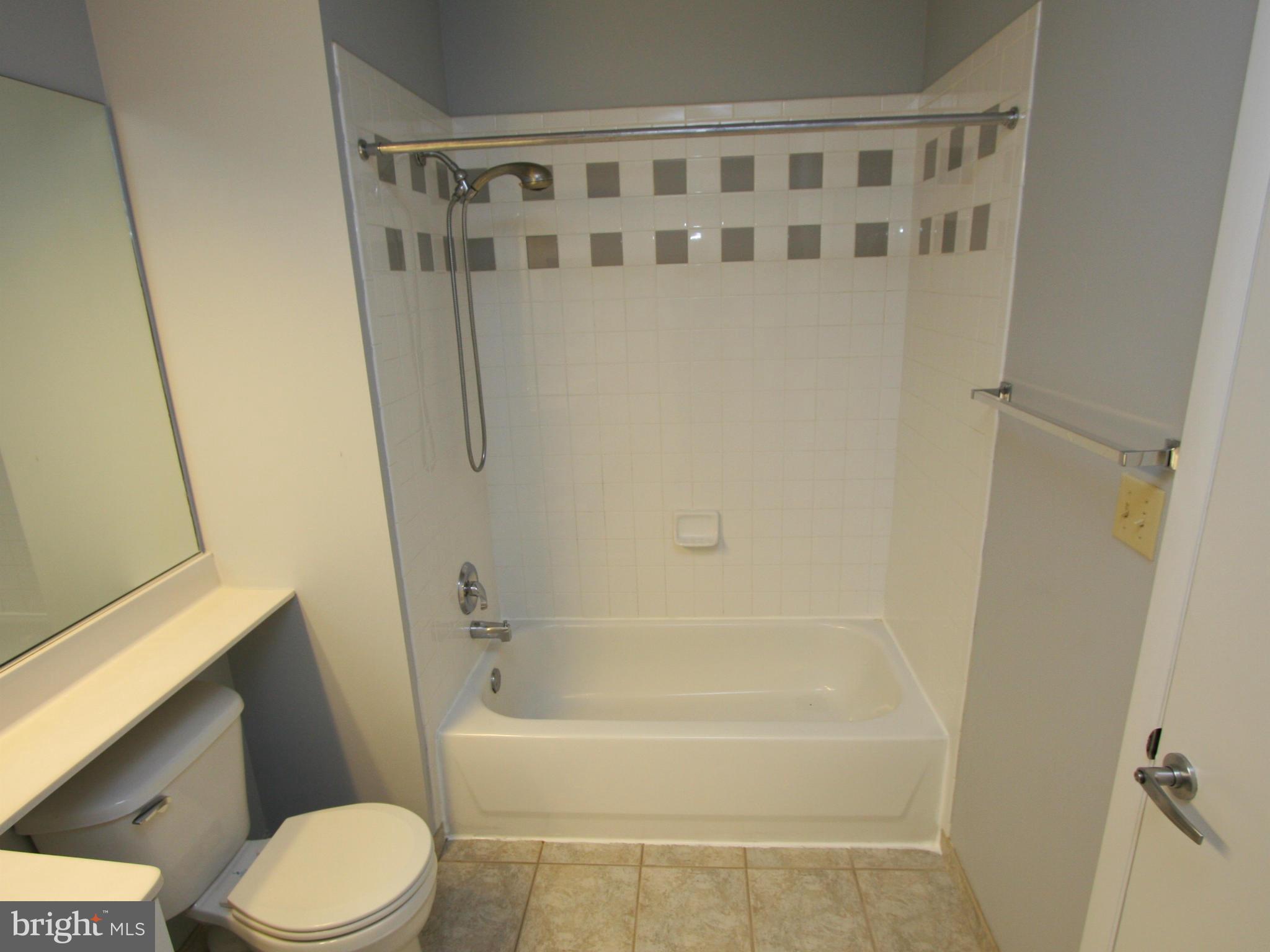 1300 N Street Northwest, Unit 802 Washington, DC 20005 - Photo 19 of 27 Bath