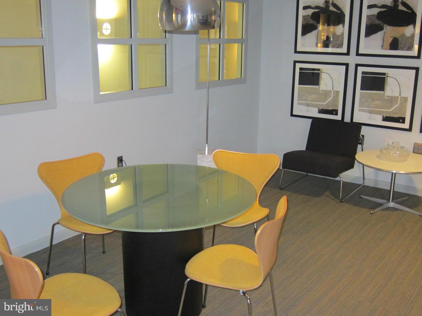 1300 N Street Northwest, Unit 802 Washington, DC 20005 - Photo 23 of 27 Community