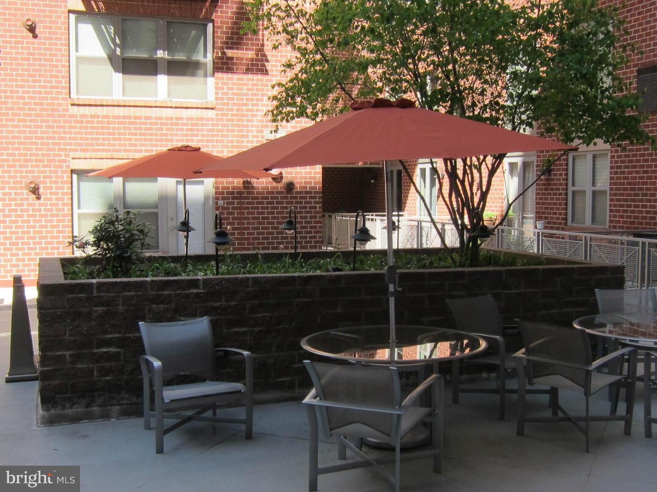 1300 N Street Northwest, Unit 802 Washington, DC 20005 - Photo 26 of 27 Exterior (Rear)