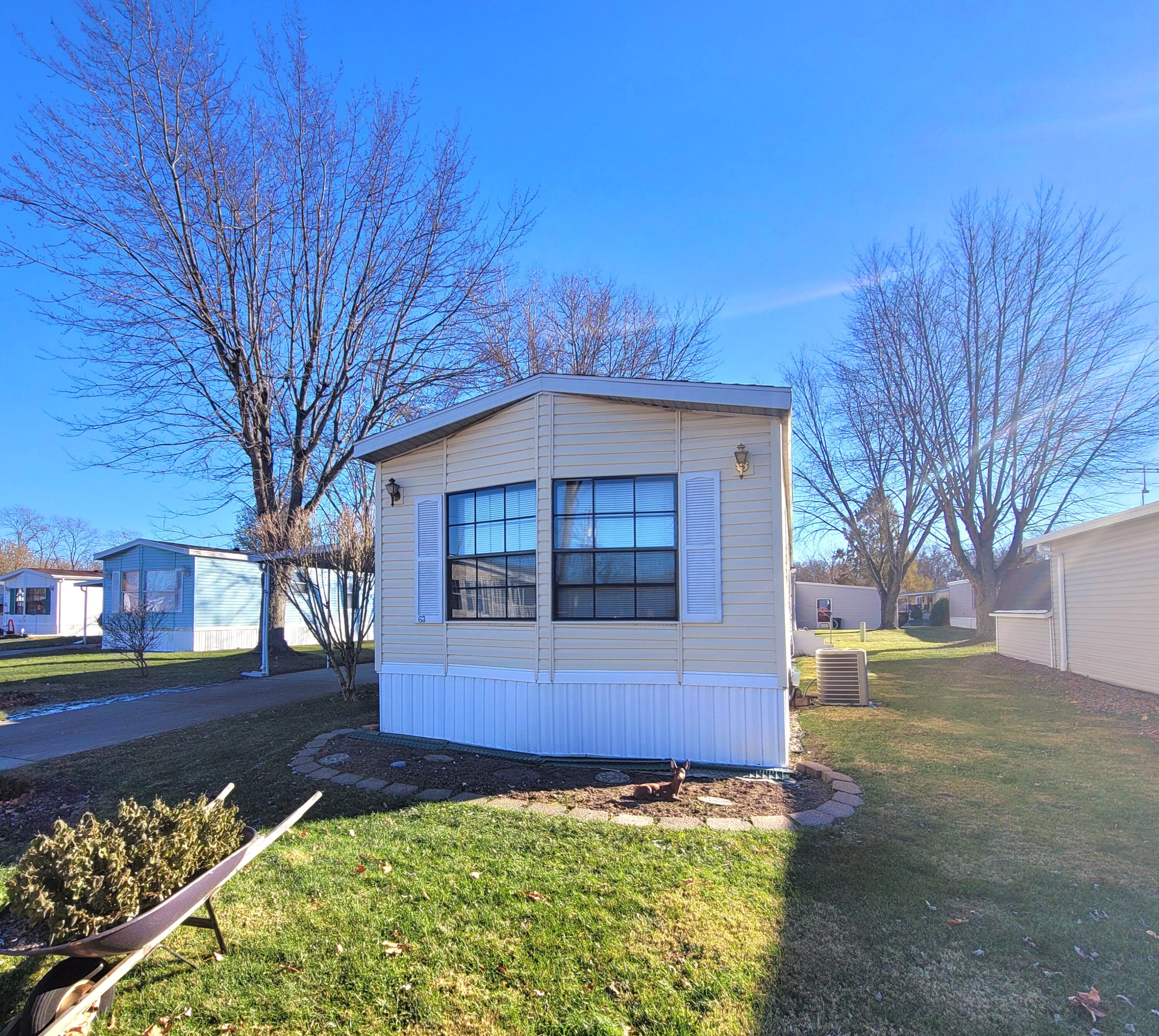 63 Sunset Drive Springfield, OH 45504 - Photo 1 of 30