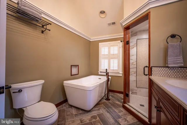 $899,000 | 13232 Loyalty Road, Leesburg, VA 20176