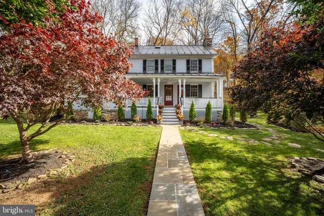 $899,000 | 13232 Loyalty Road, Leesburg, VA 20176