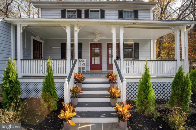 $899,000 | 13232 Loyalty Road, Leesburg, VA 20176