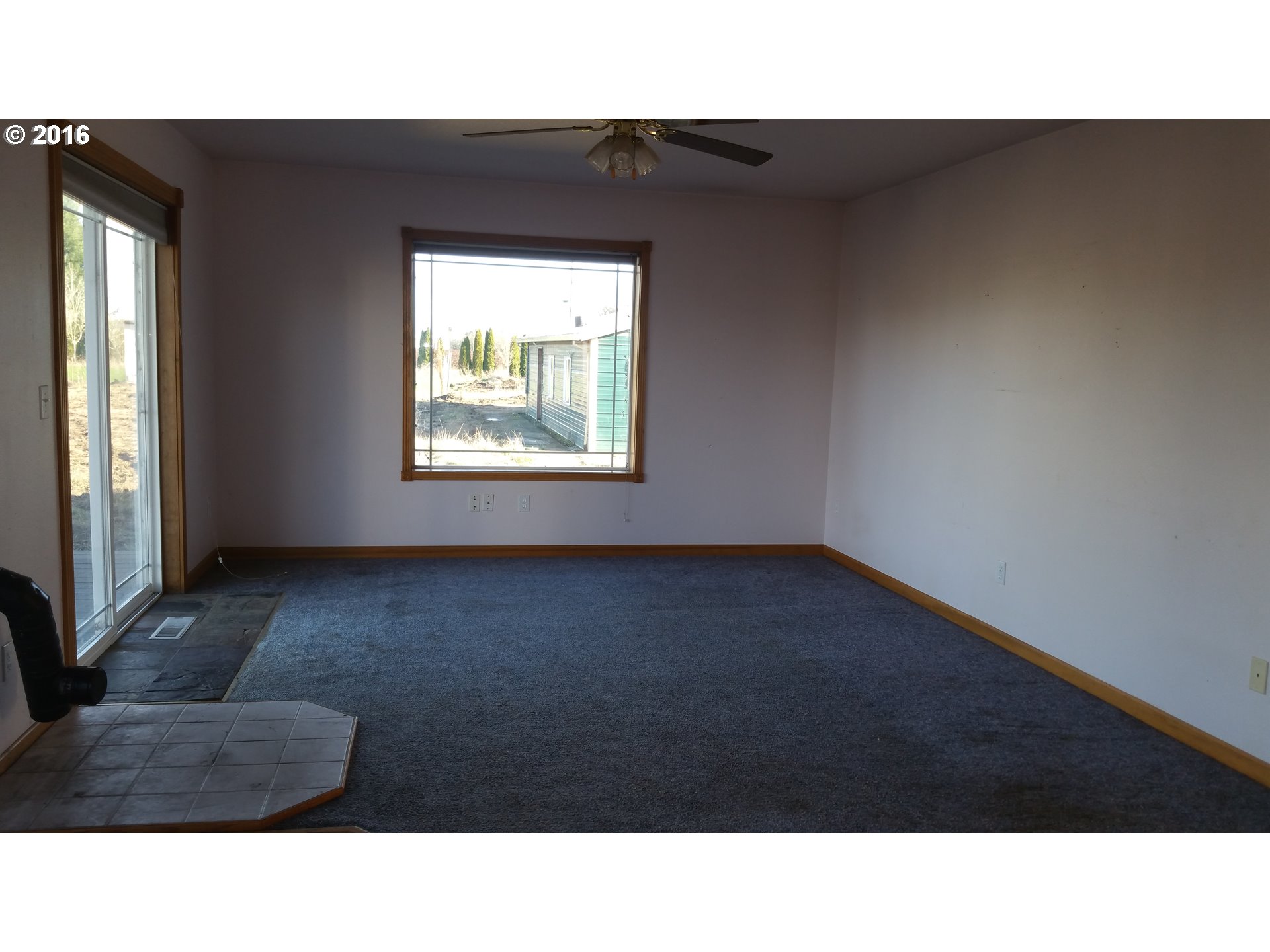38775 Northwest Harrington Road Cornelius, OR 97113 - Photo 5 of 23 Gallery Image 5