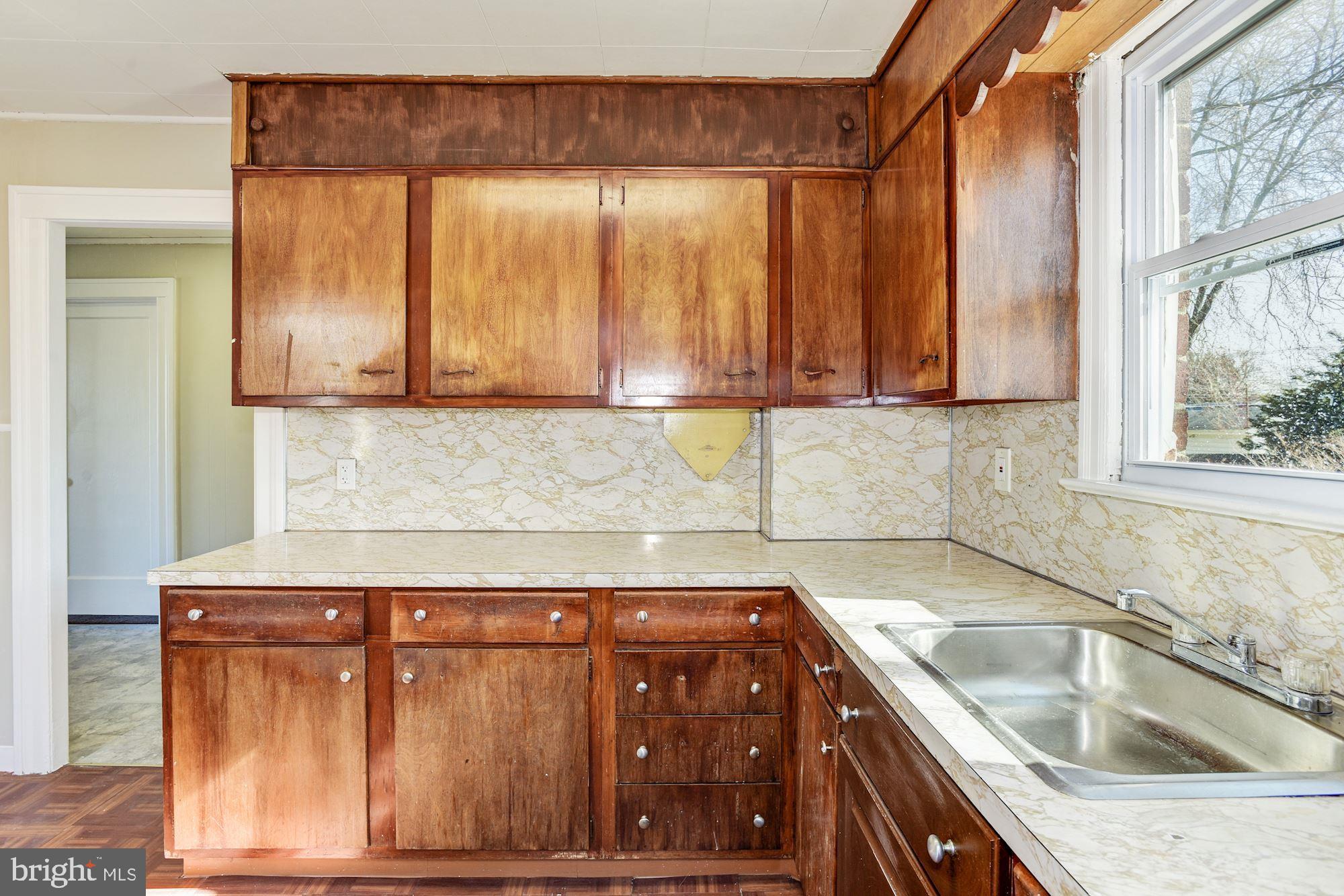 154 Samdin Boulevard Hamilton, NJ 08610 - Photo 11 of 30 Gallery Image 11