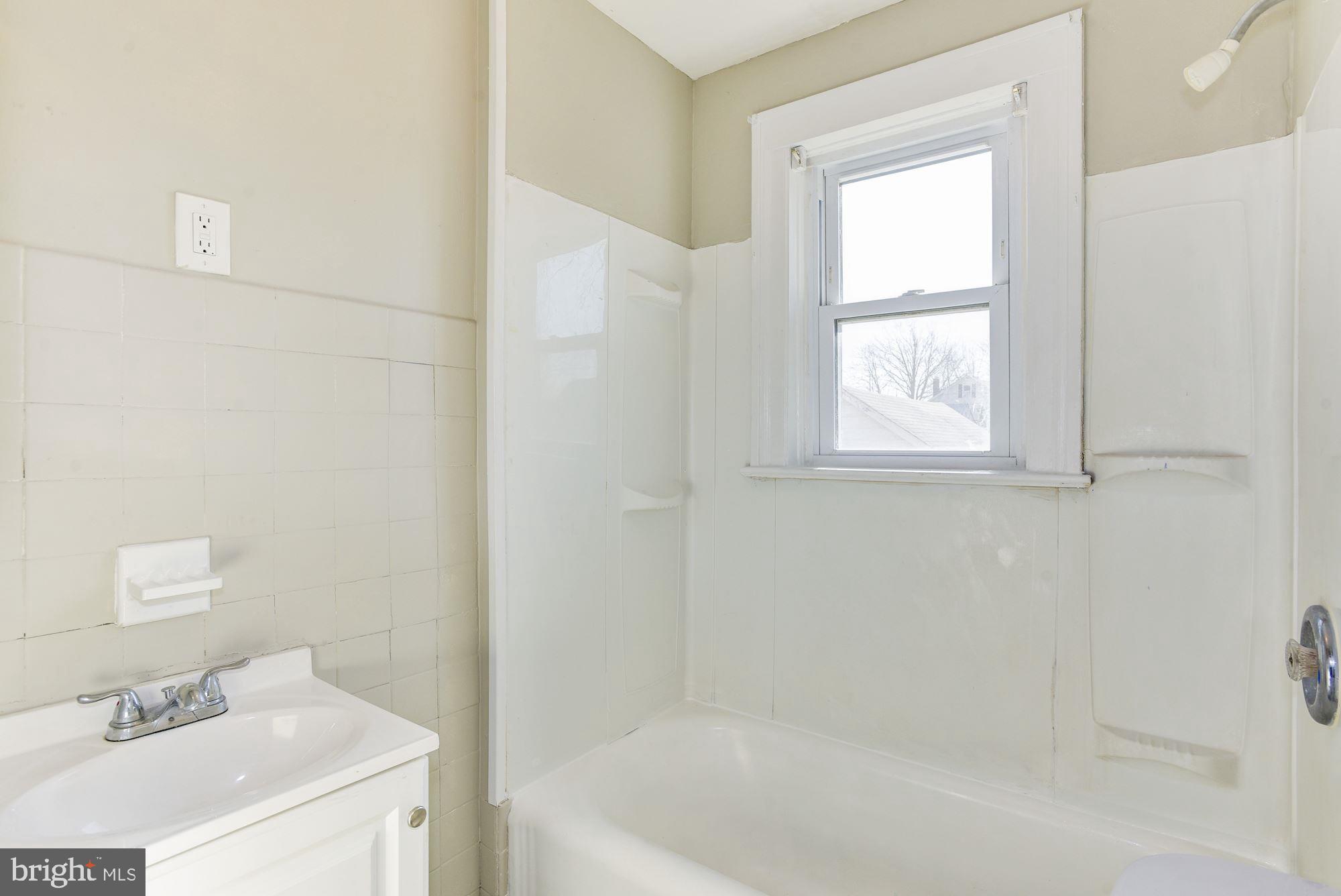 154 Samdin Boulevard Hamilton, NJ 08610 - Photo 16 of 30 Gallery Image 16