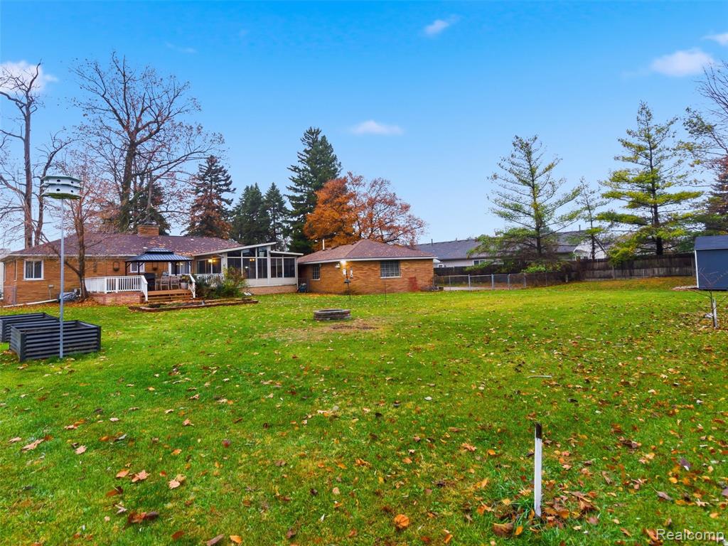 15491 18 Mile Road Clinton Township, MI 48038 - Photo 35 of 45