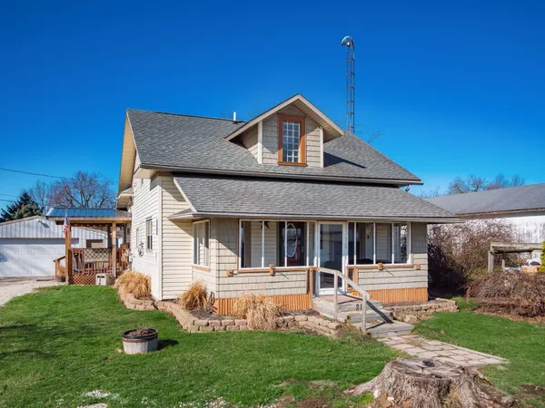 $175,000 | 210 South Elm Street, Mount Victory, OH 43340