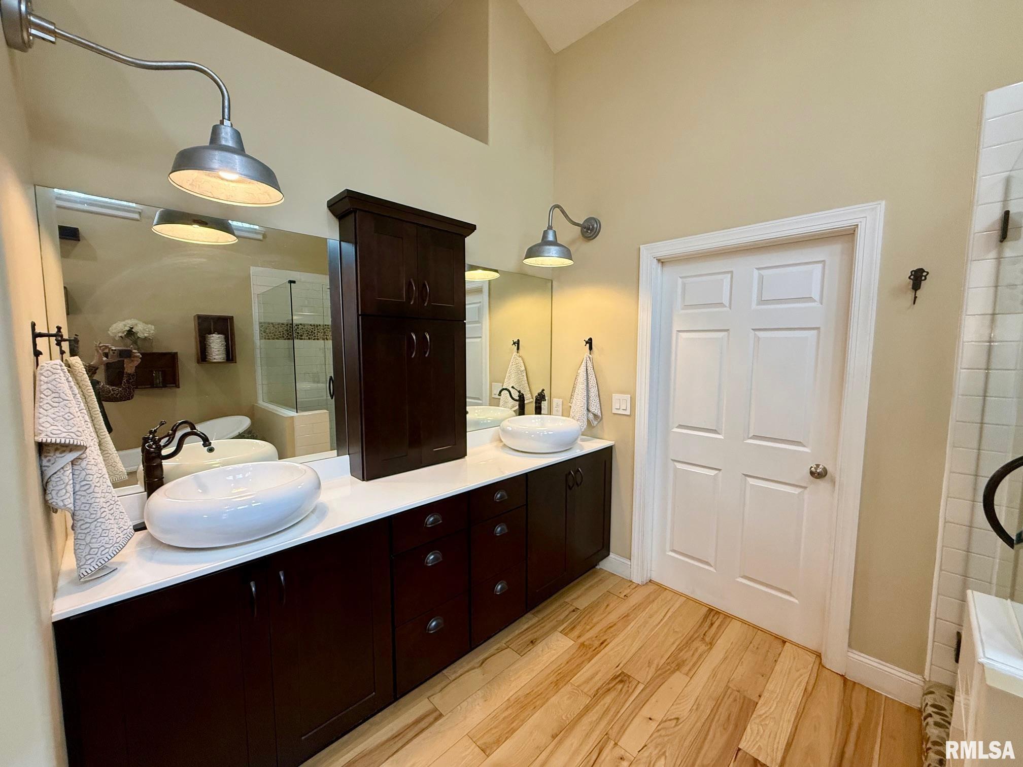 19051 Athens Blacktop Road Petersburg, IL 62675 - Photo 33 of 79