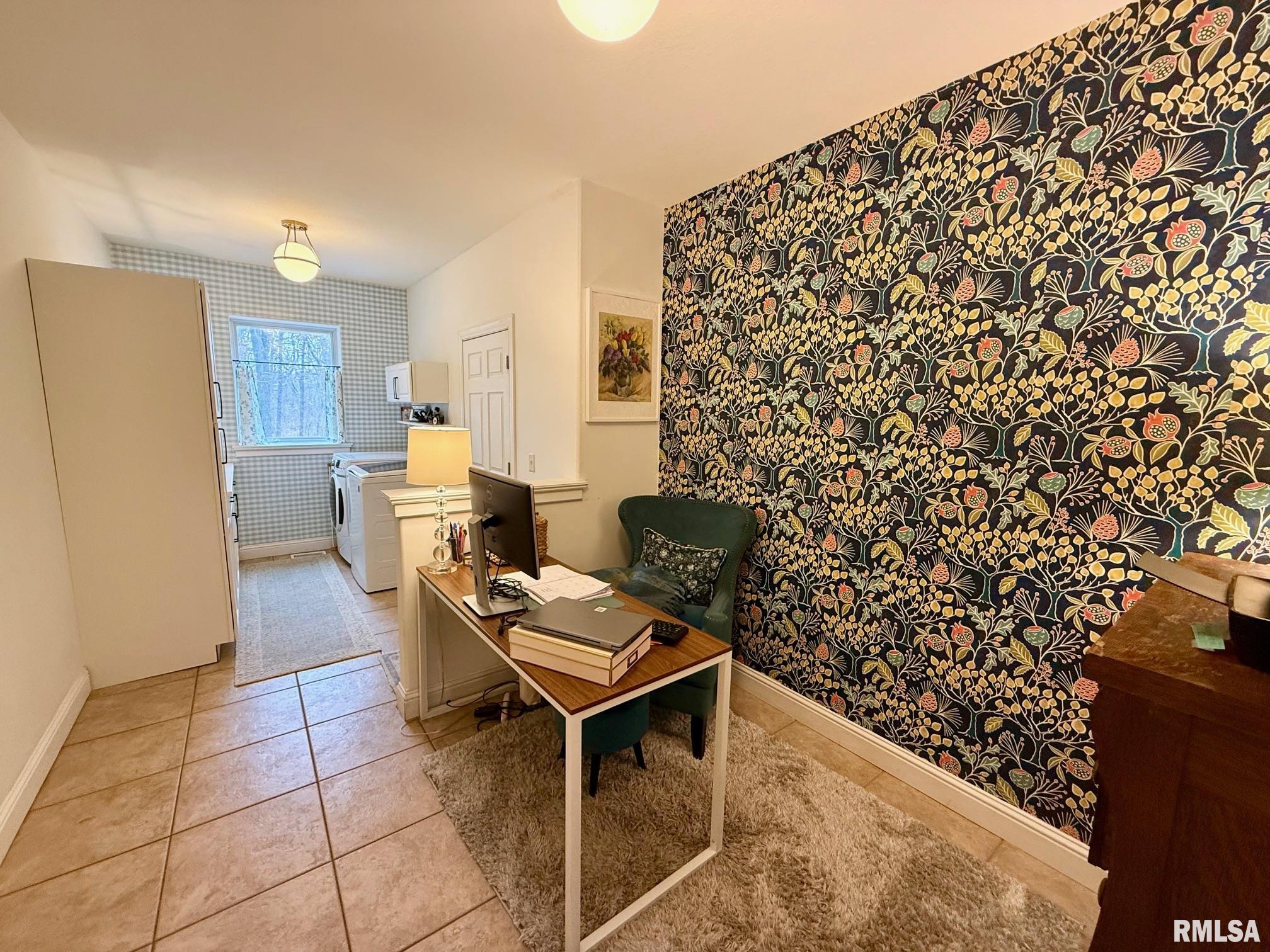 19051 Athens Blacktop Road Petersburg, IL 62675 - Photo 47 of 79