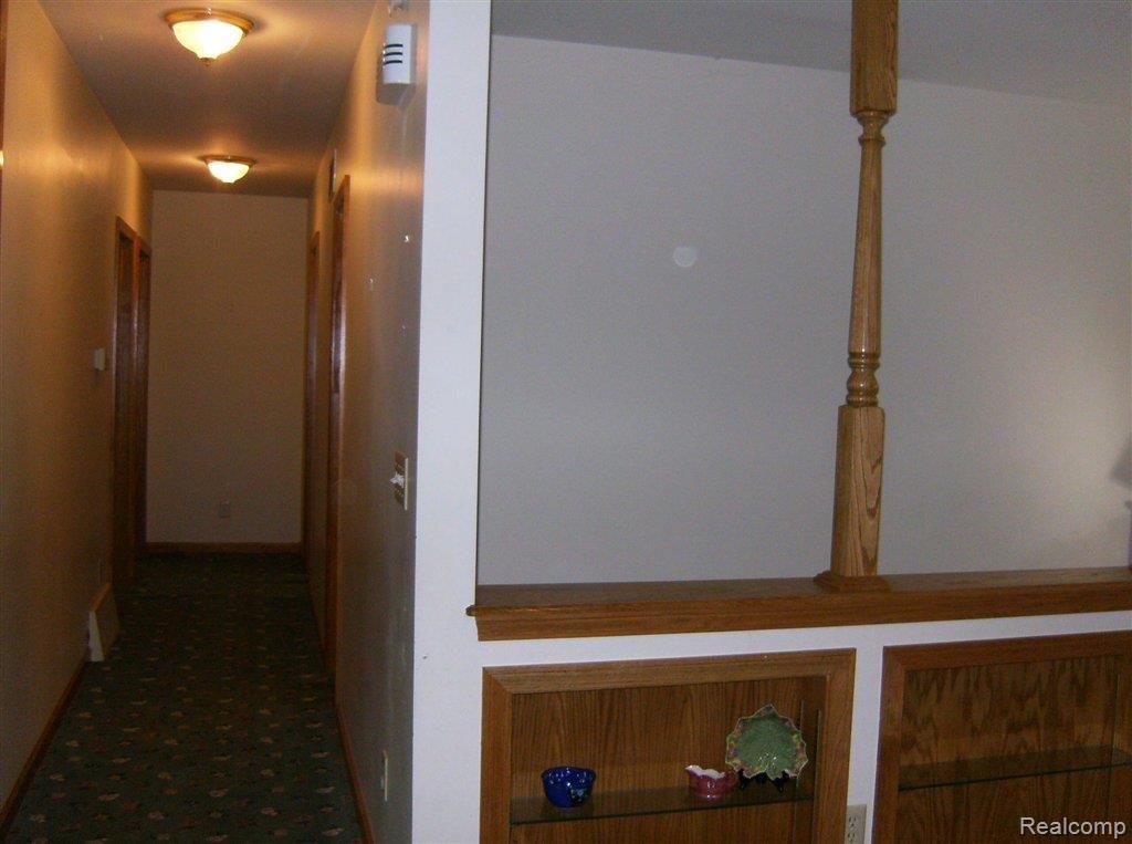 2834 Riverside Drive Port Huron, MI 48060 - Photo 5 of 11 2834 rIVERSIDE 003.jpg