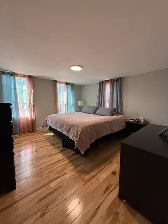 $3,300 | 86 Oak Street, Unit C, Waltham, MA 02453