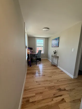 $3,300 | 86 Oak Street, Unit C, Waltham, MA 02453