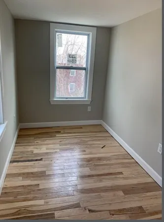 $3,300 | 86 Oak Street, Unit C, Waltham, MA 02453