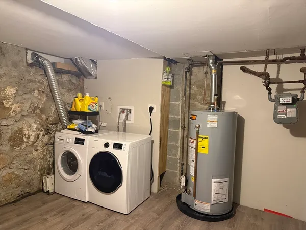 $3,300 | 86 Oak Street, Unit C, Waltham, MA 02453