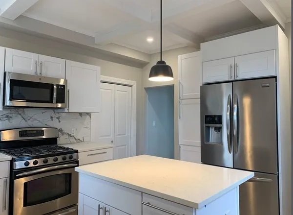 $3,300 | 86 Oak Street, Unit C, Waltham, MA 02453