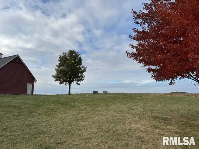 $899,500 | 23523 West Barrett Road, Elmwood, IL 61529