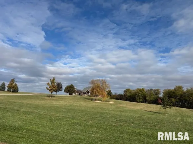 $899,500 | 23523 West Barrett Road, Elmwood, IL 61529