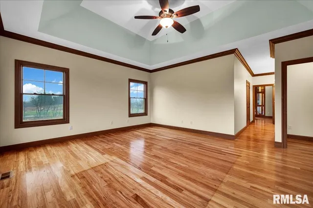 $899,500 | 23523 West Barrett Road, Elmwood, IL 61529