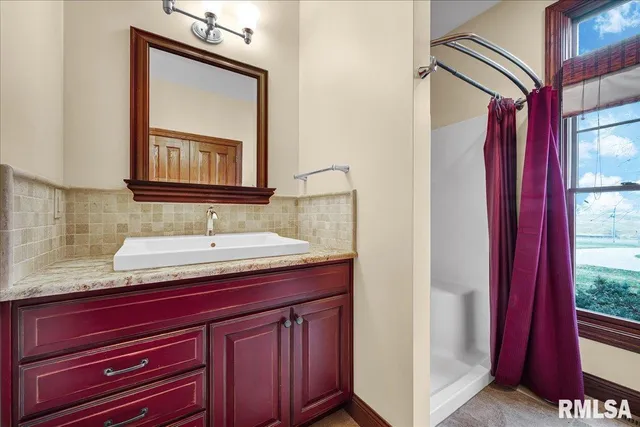 $899,500 | 23523 West Barrett Road, Elmwood, IL 61529