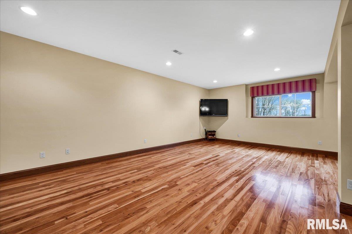 23523 West Barrett Road Elmwood, IL 61529 - Photo 40 of 81