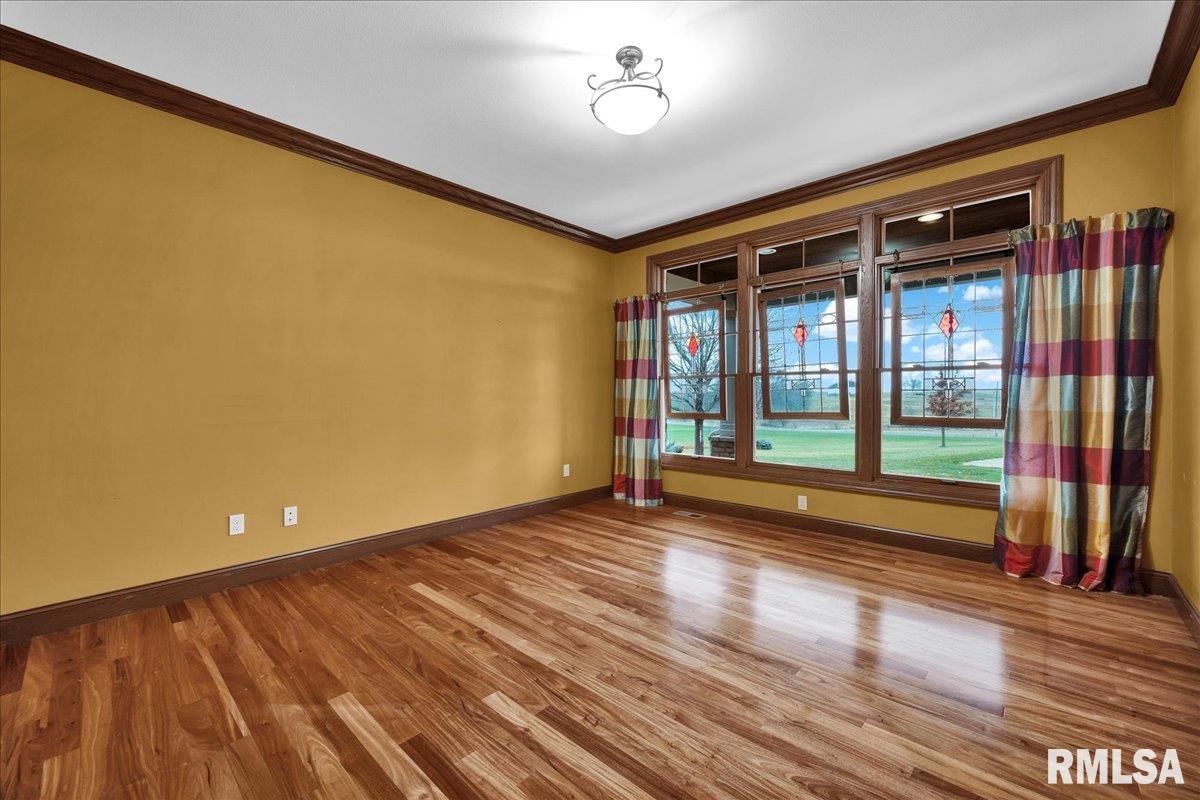 23523 West Barrett Road Elmwood, IL 61529 - Photo 5 of 81