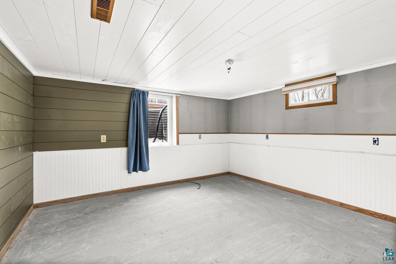 310 18th Street Cloquet, MN 55720 - Photo 27 of 43