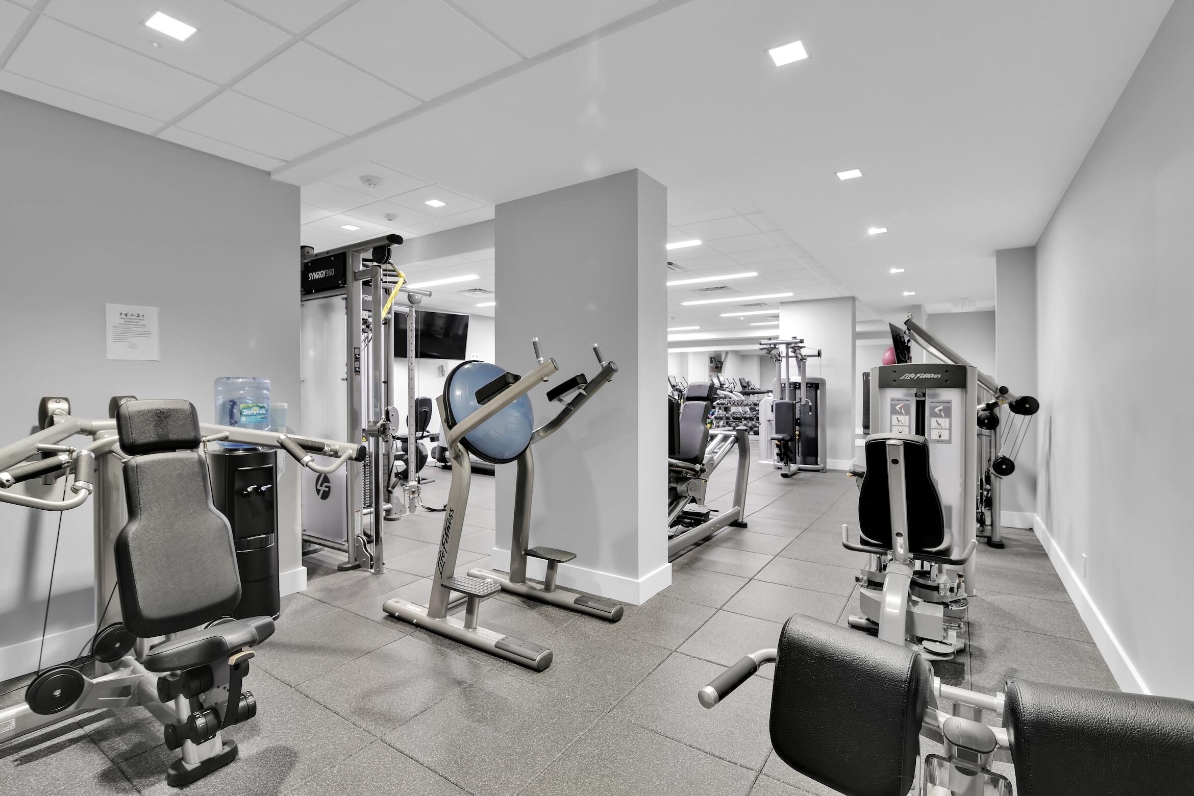 600 South Ocean Boulevard, Unit 802 Boca Raton, FL 33432 - Photo 14 of 27 a view of a room with gym equipment