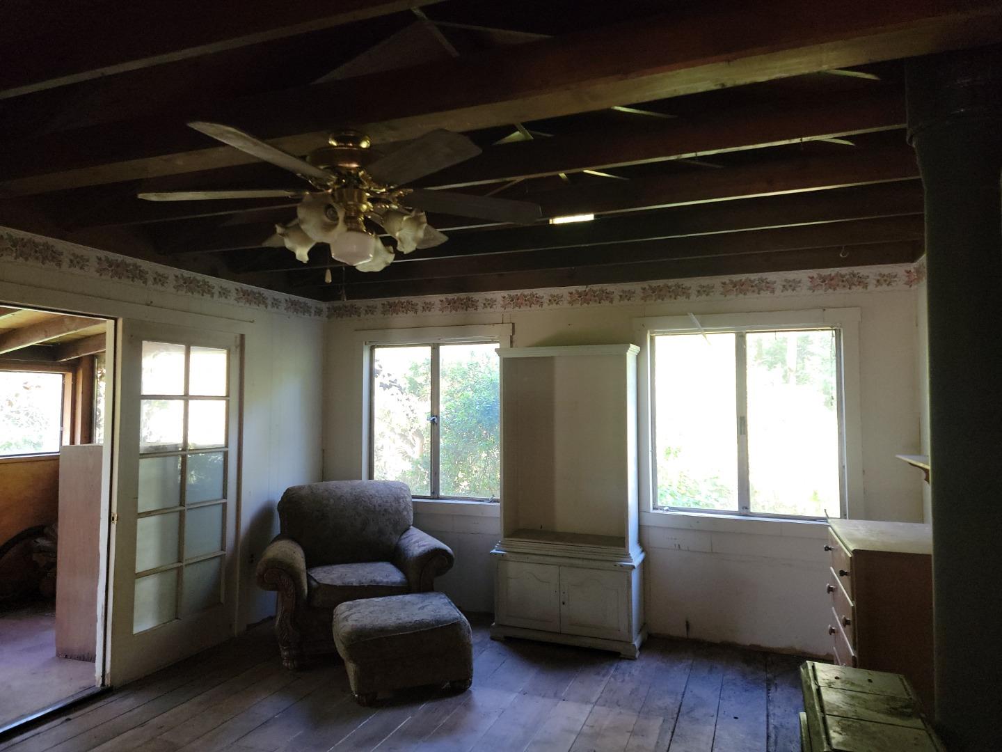 159 Strawberry Road Watsonville, CA 95076 - Photo 60 of 109 a living room with furniture and a window