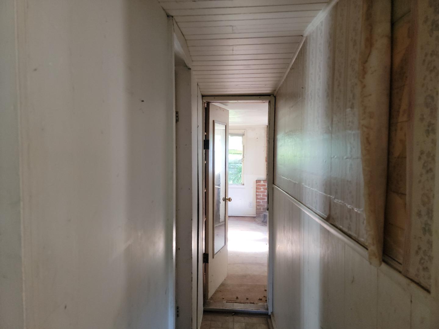 159 Strawberry Road Watsonville, CA 95076 - Photo 73 of 109 a view of a hallway
