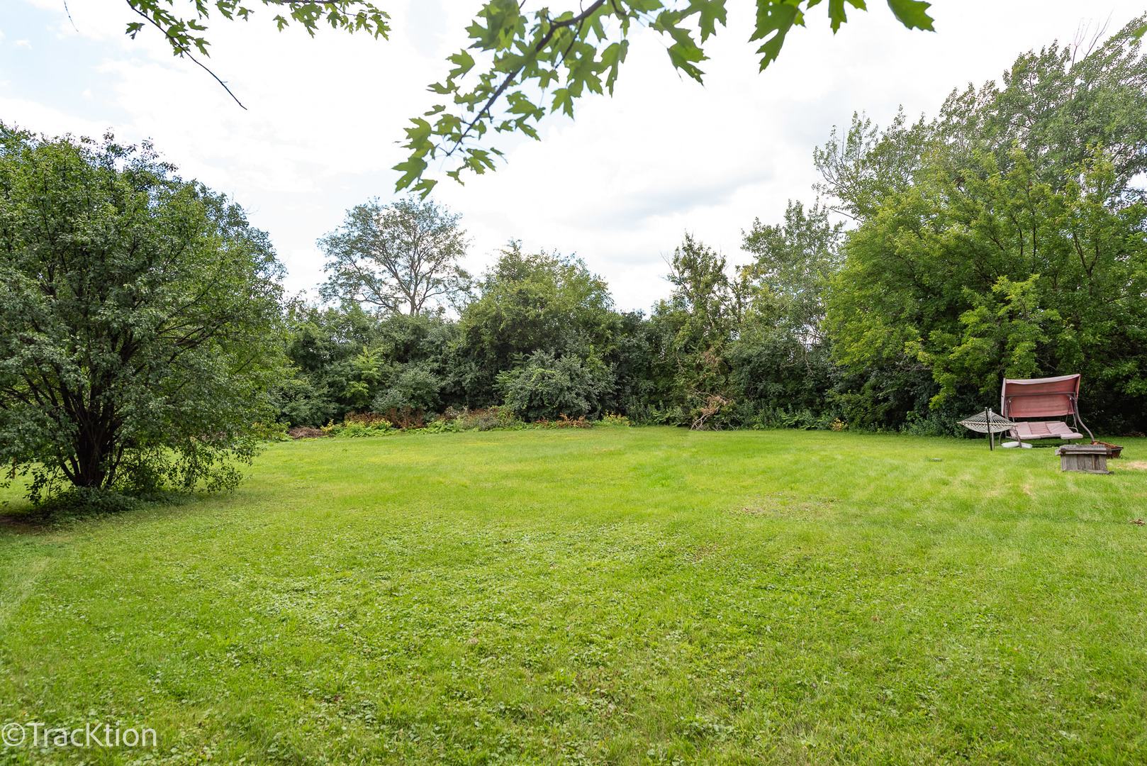 2505 75th Street Darien, IL 60561 - Photo 4 of 4 a backyard of a house with lots of green space