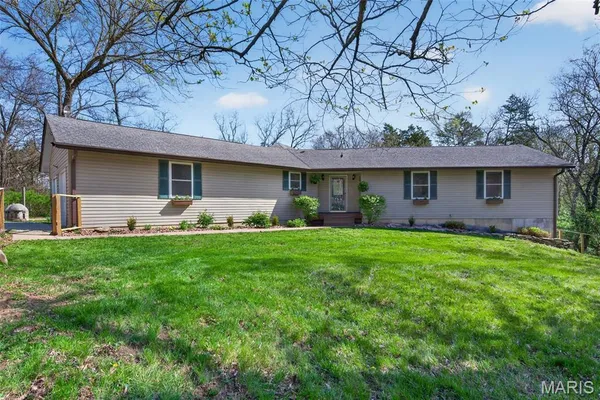 $525,000 | 2567 Sugar Lake Road, Pacific, MO 63069