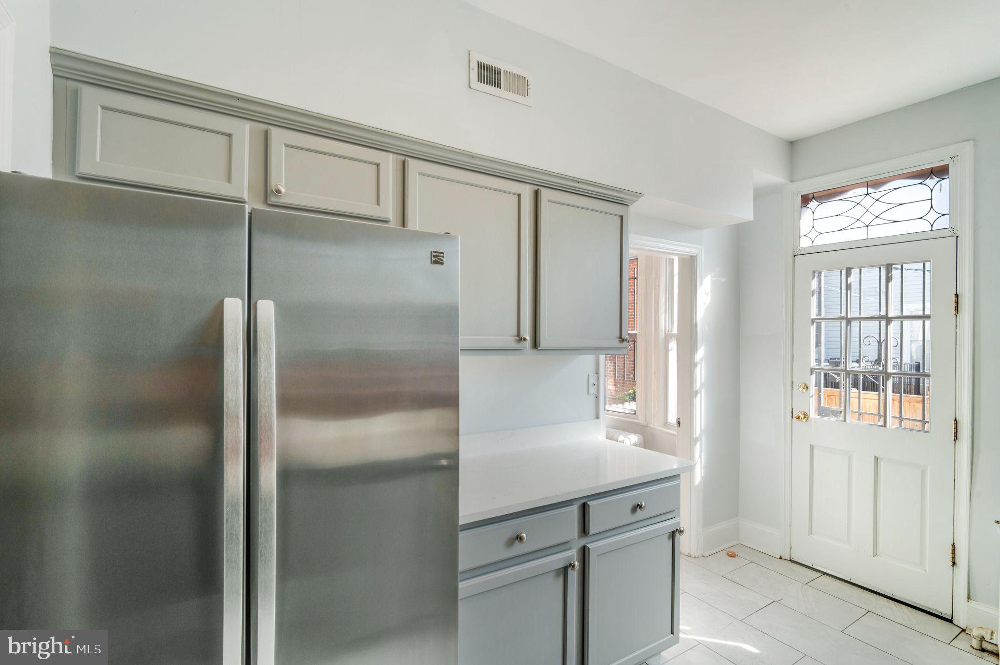 104 15th Street Southeast, Unit A Washington, DC 20003 - Photo 16 of 20